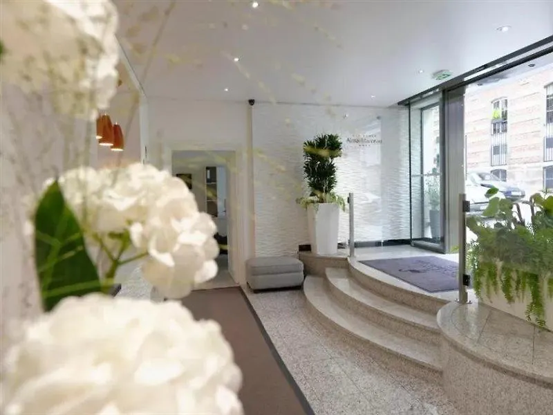 Residence Alma Marceau Paris 4*,