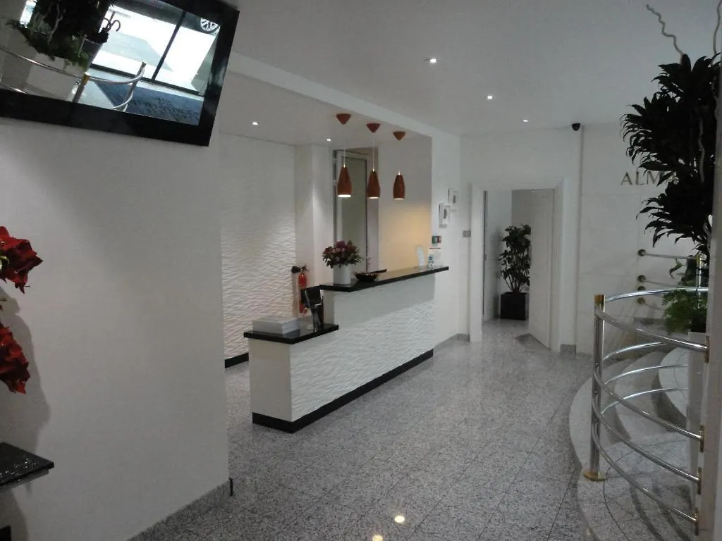 **** Aparthotel Residence Alma Marceau Paris France