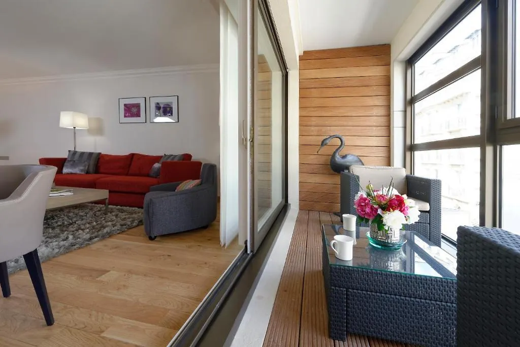 Residence Alma Marceau Paris 4*,